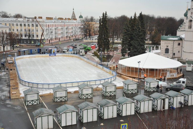 Новогодняя ярмарка и каток раскроются на Советской площади 21 декабря
